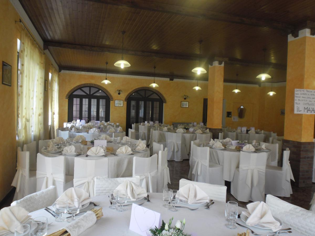 L'Ostu Del Povr-Om Hotel Pinasca Екстериор снимка